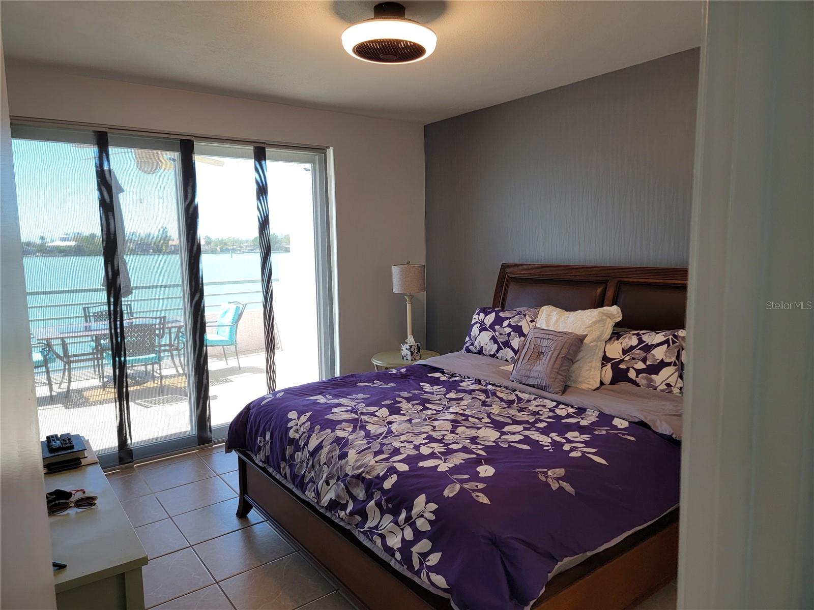 Listing photo id 26 for 8000 Sailboat Key Boulevard S 103