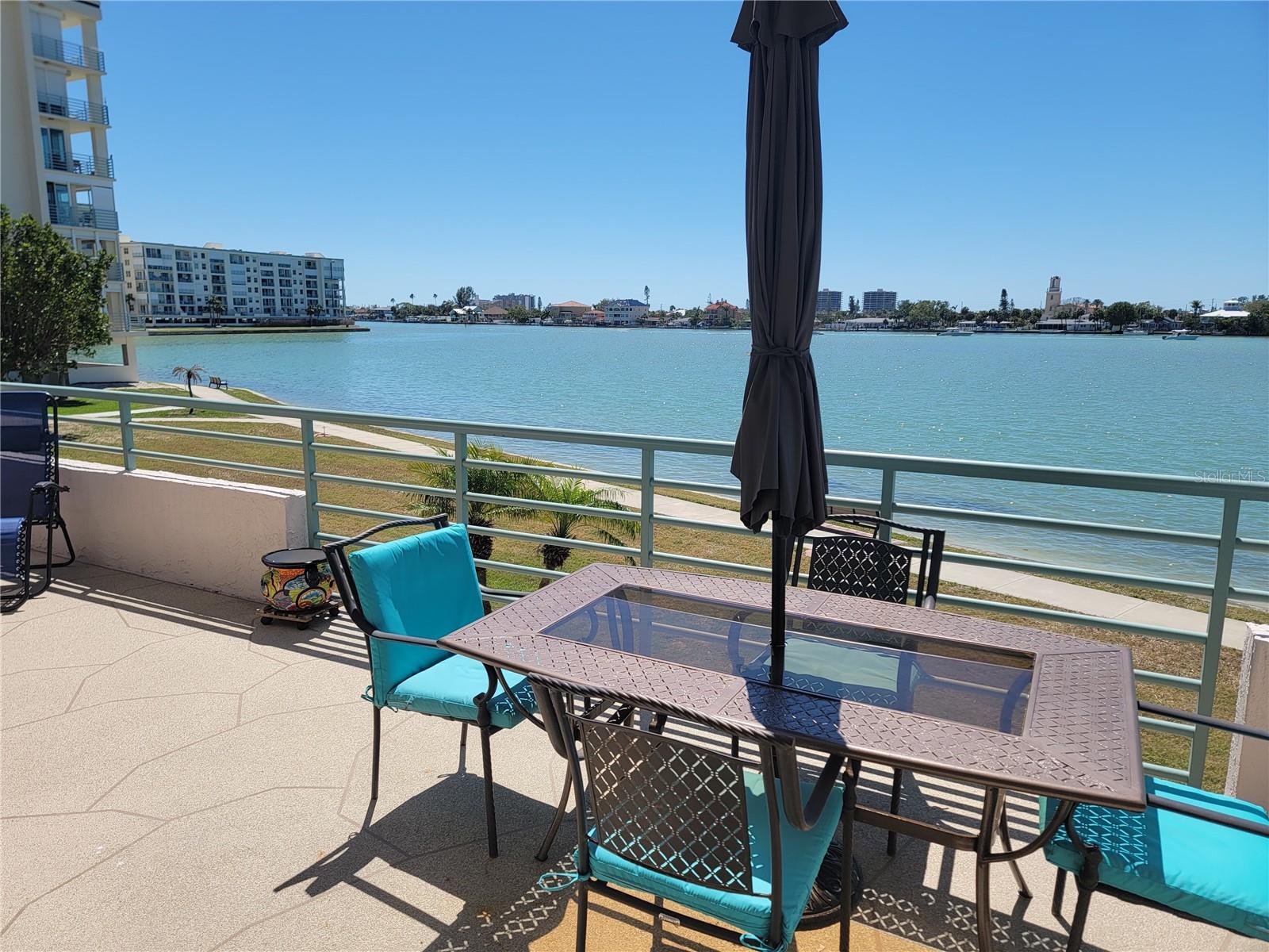 Listing photo id 4 for 8000 Sailboat Key Boulevard S 103