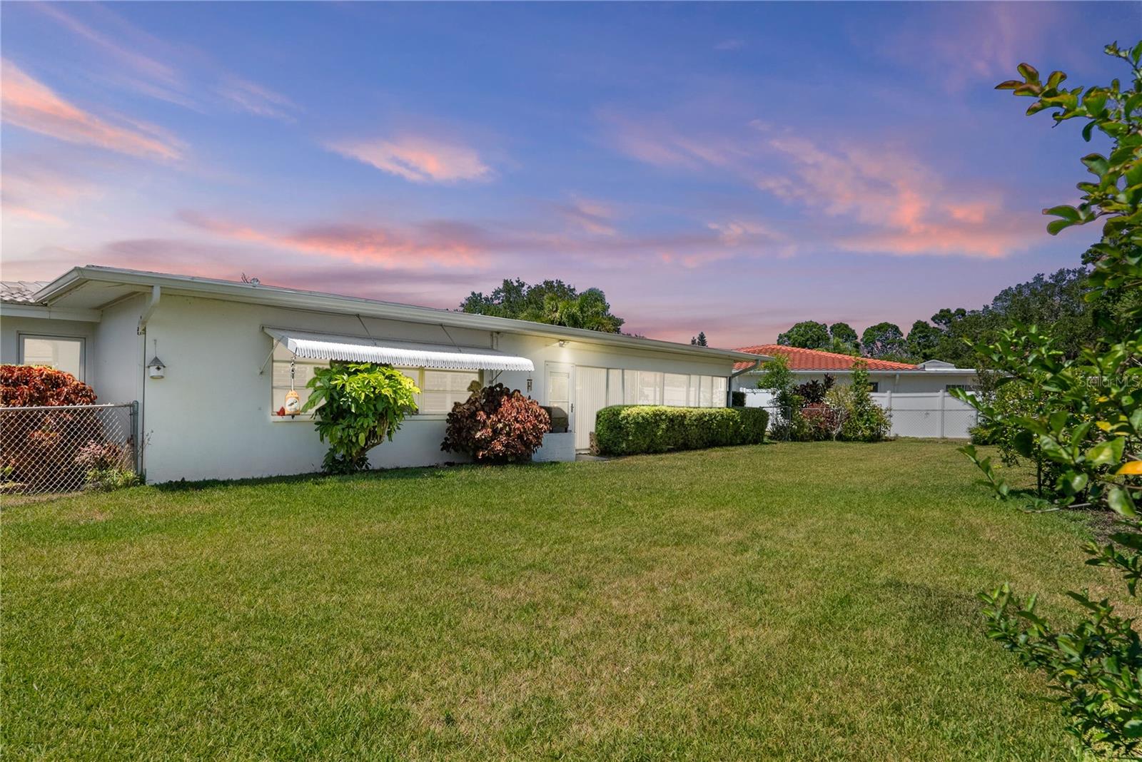 Image 22 of 46 For 14542 Anchorage Circle