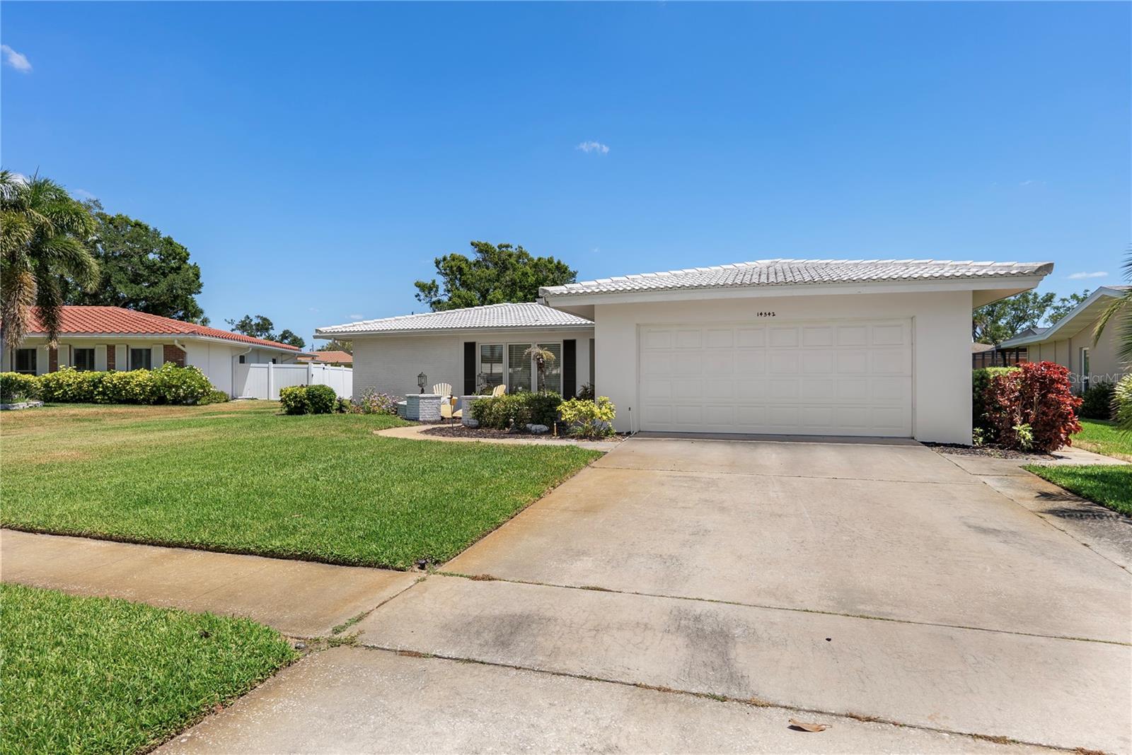 Image 25 of 46 For 14542 Anchorage Circle