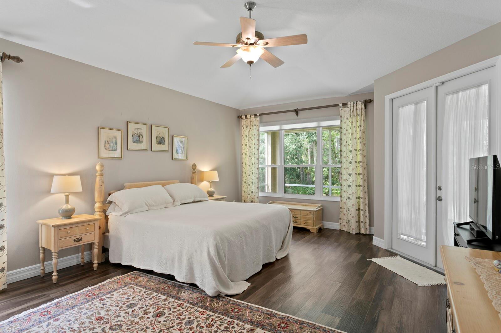 Listing photo id 25 for 19207 Autumn Woods Avenue