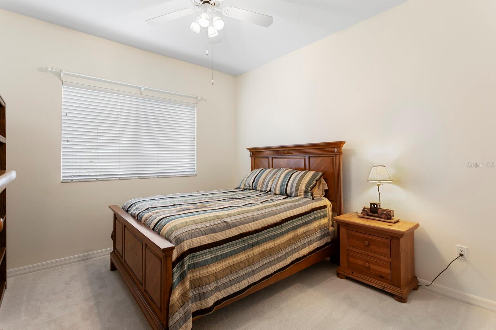 Listing photo id 31 for 19207 Autumn Woods Avenue