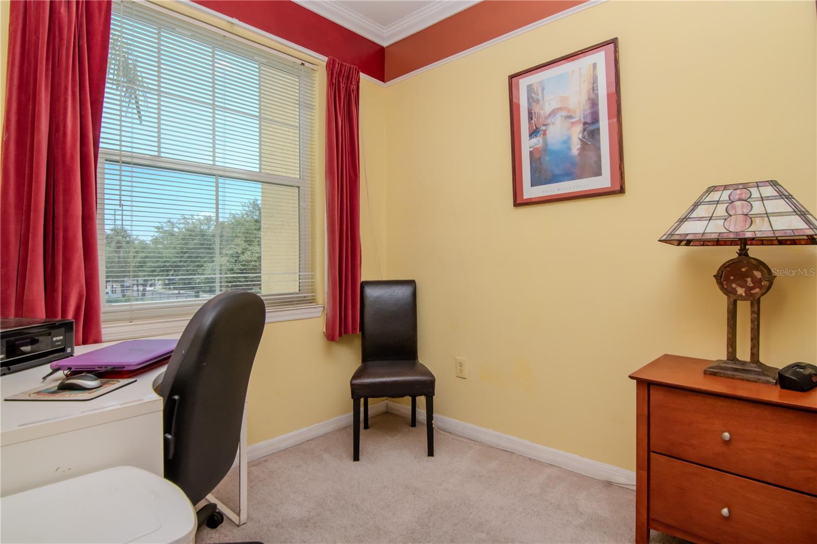 Listing photo id 12 for 1910 Palm Avenue 10209