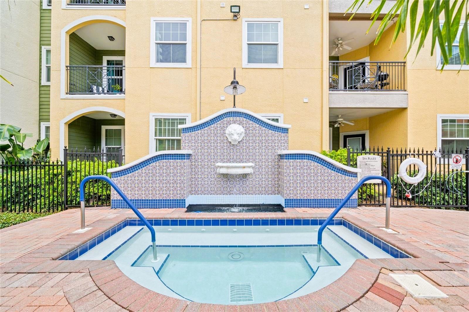 Listing photo id 29 for 1910 Palm Avenue 10209