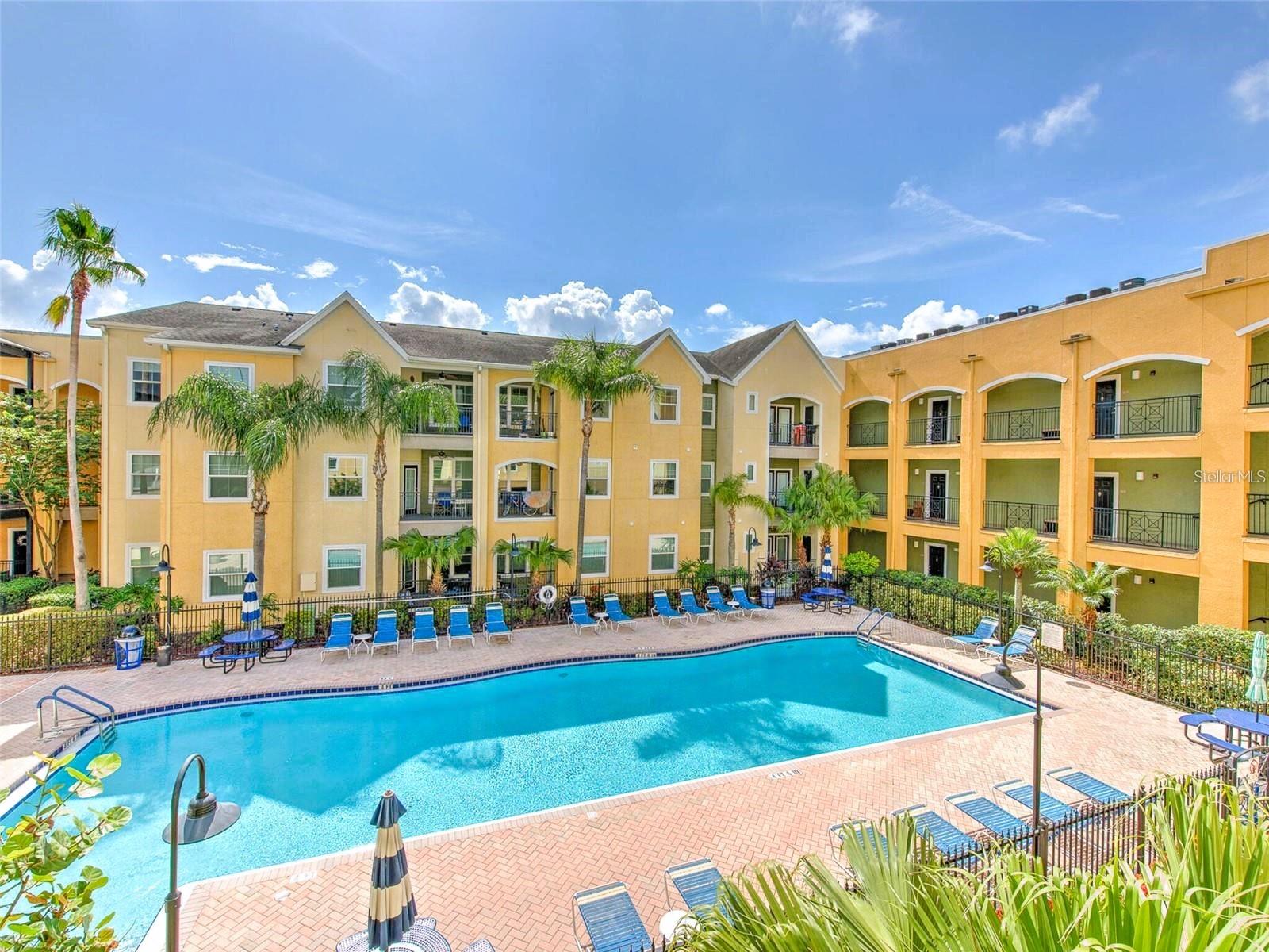 Listing photo id 31 for 1910 Palm Avenue 10209