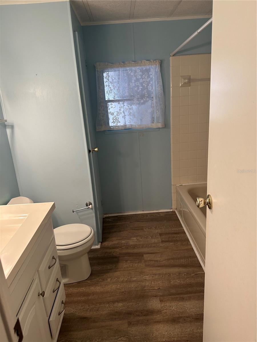 Image 11 of 36 For 12240 Seminole Boulevard 12
