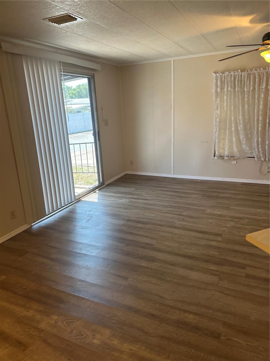 Image 4 of 36 For 12240 Seminole Boulevard 12