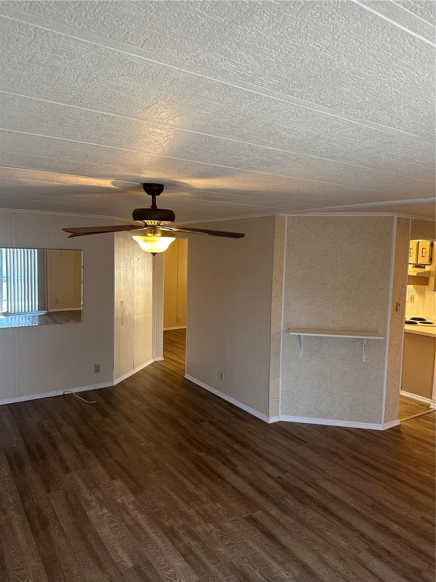 Image 7 of 36 For 12240 Seminole Boulevard 12