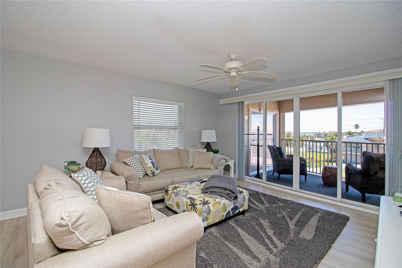 Image 12 of 60 For 3100 Gulf Boulevard 335