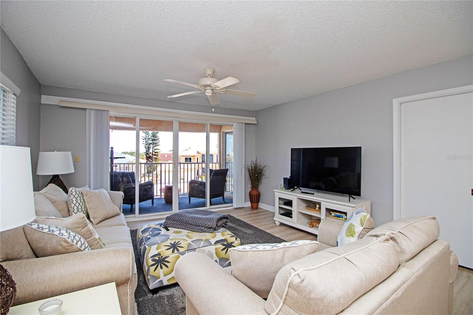 Image 13 of 60 For 3100 Gulf Boulevard 335