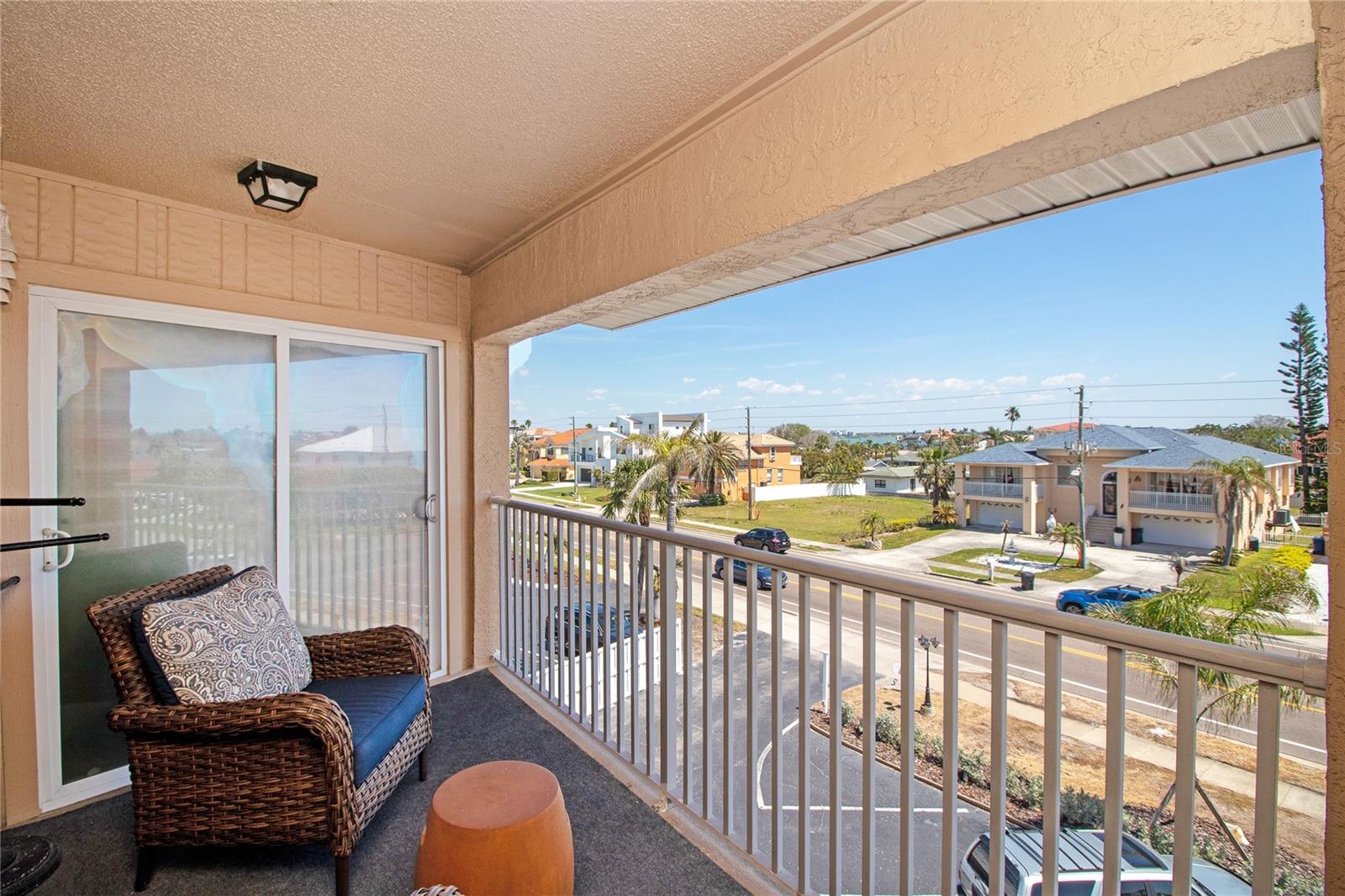 Image 49 of 60 For 3100 Gulf Boulevard 335