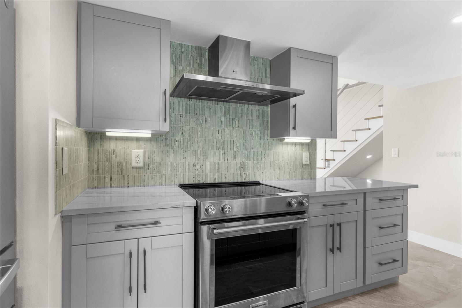 Image 11 of 45 For 105 Davis Boulevard A