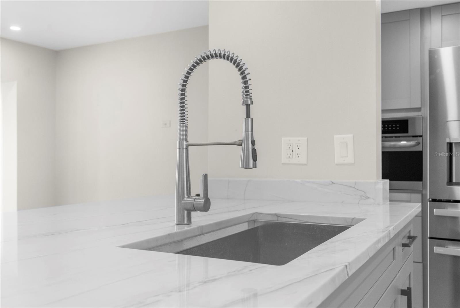 Image 17 of 45 For 105 Davis Boulevard A
