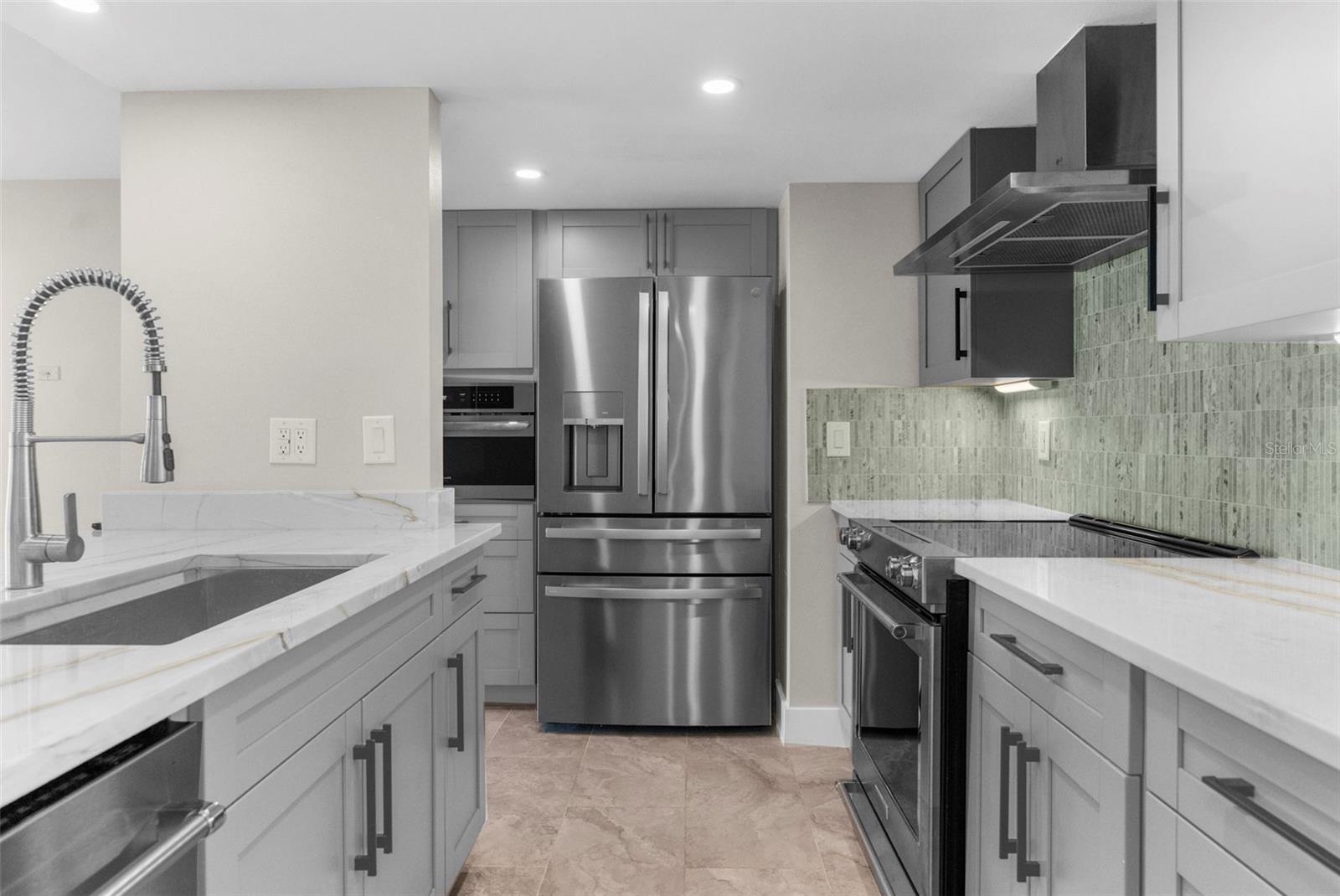 Image 18 of 45 For 105 Davis Boulevard A
