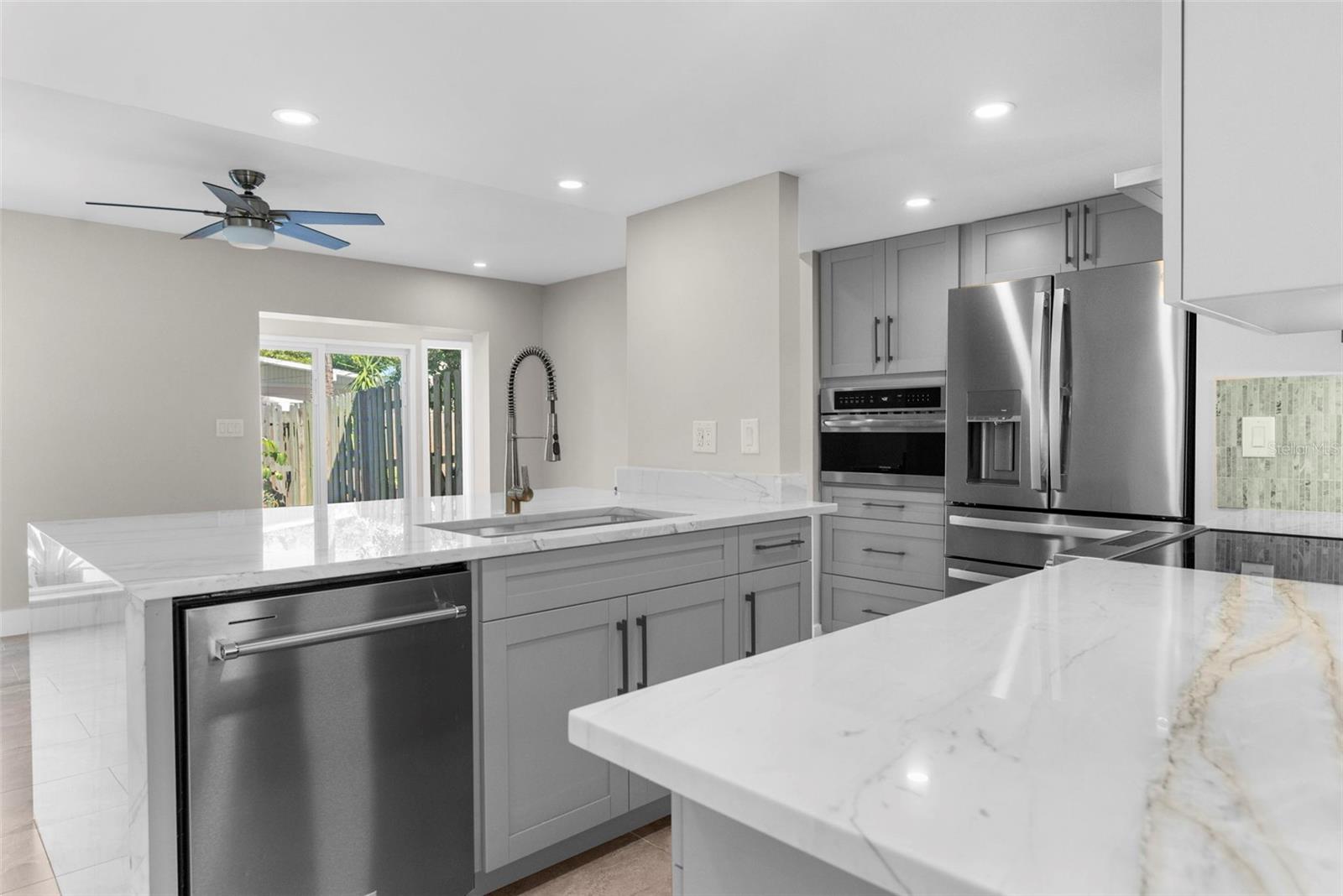 Image 19 of 45 For 105 Davis Boulevard A
