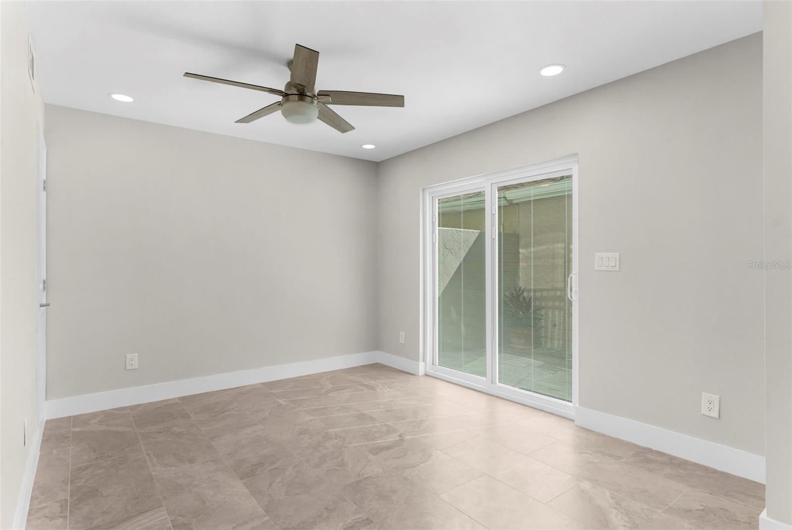Image 22 of 45 For 105 Davis Boulevard A