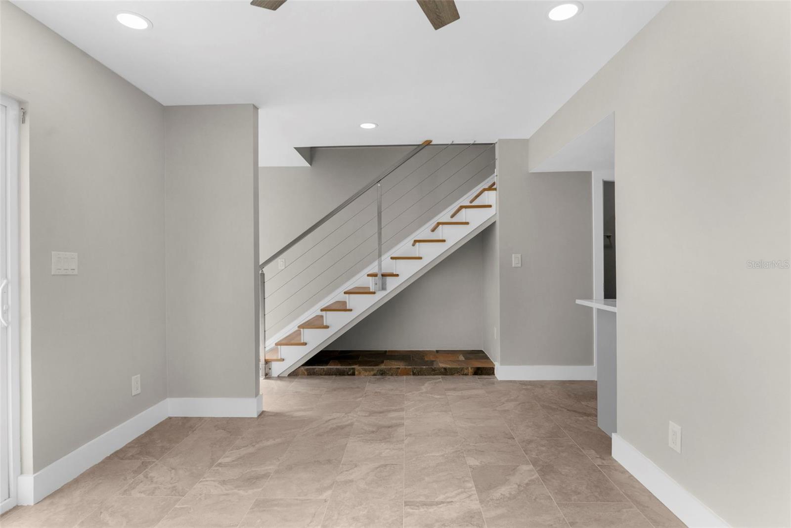 Image 23 of 45 For 105 Davis Boulevard A