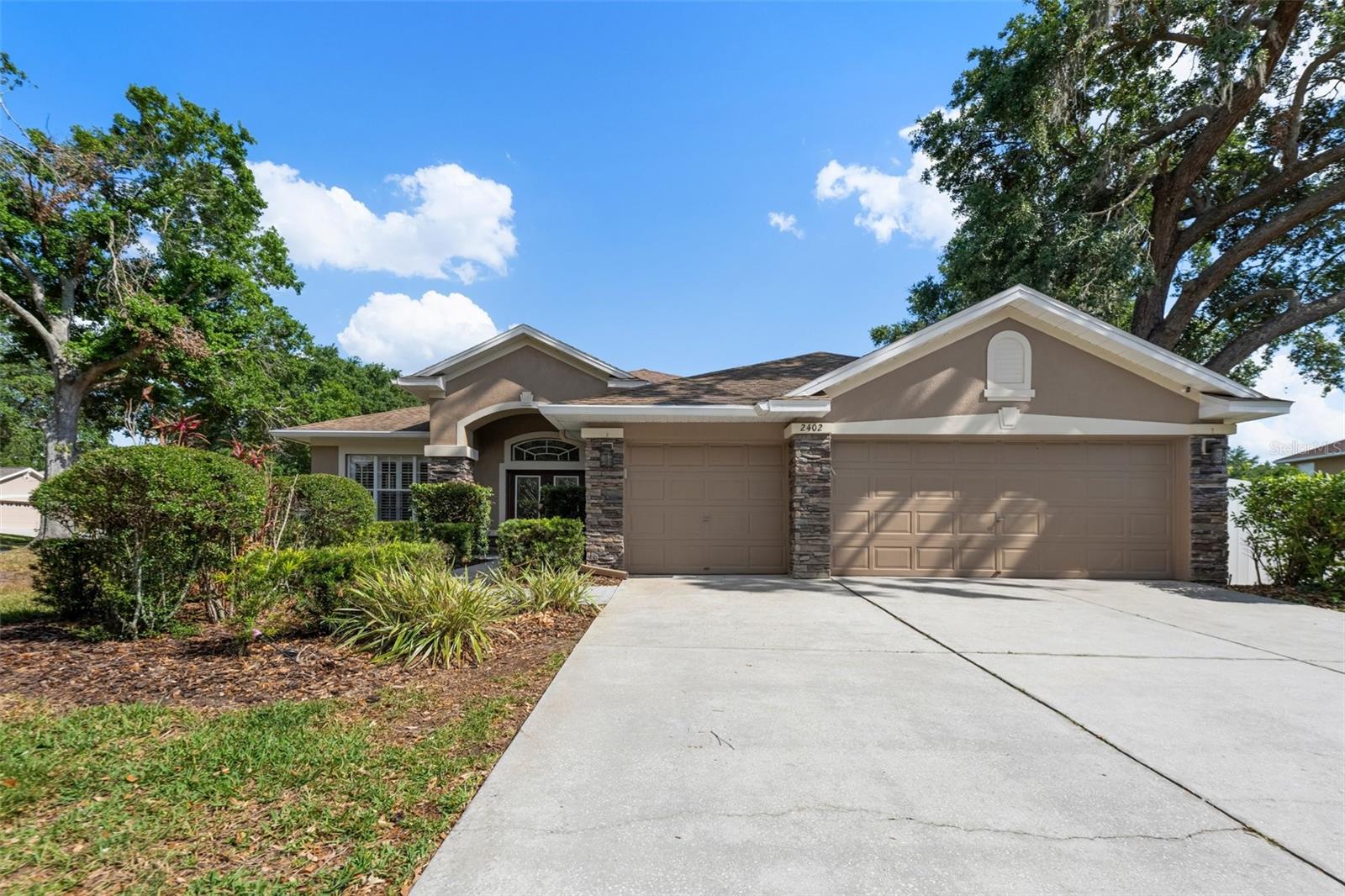 Details for 2402 Blue Stone Court, VALRICO, FL 33594