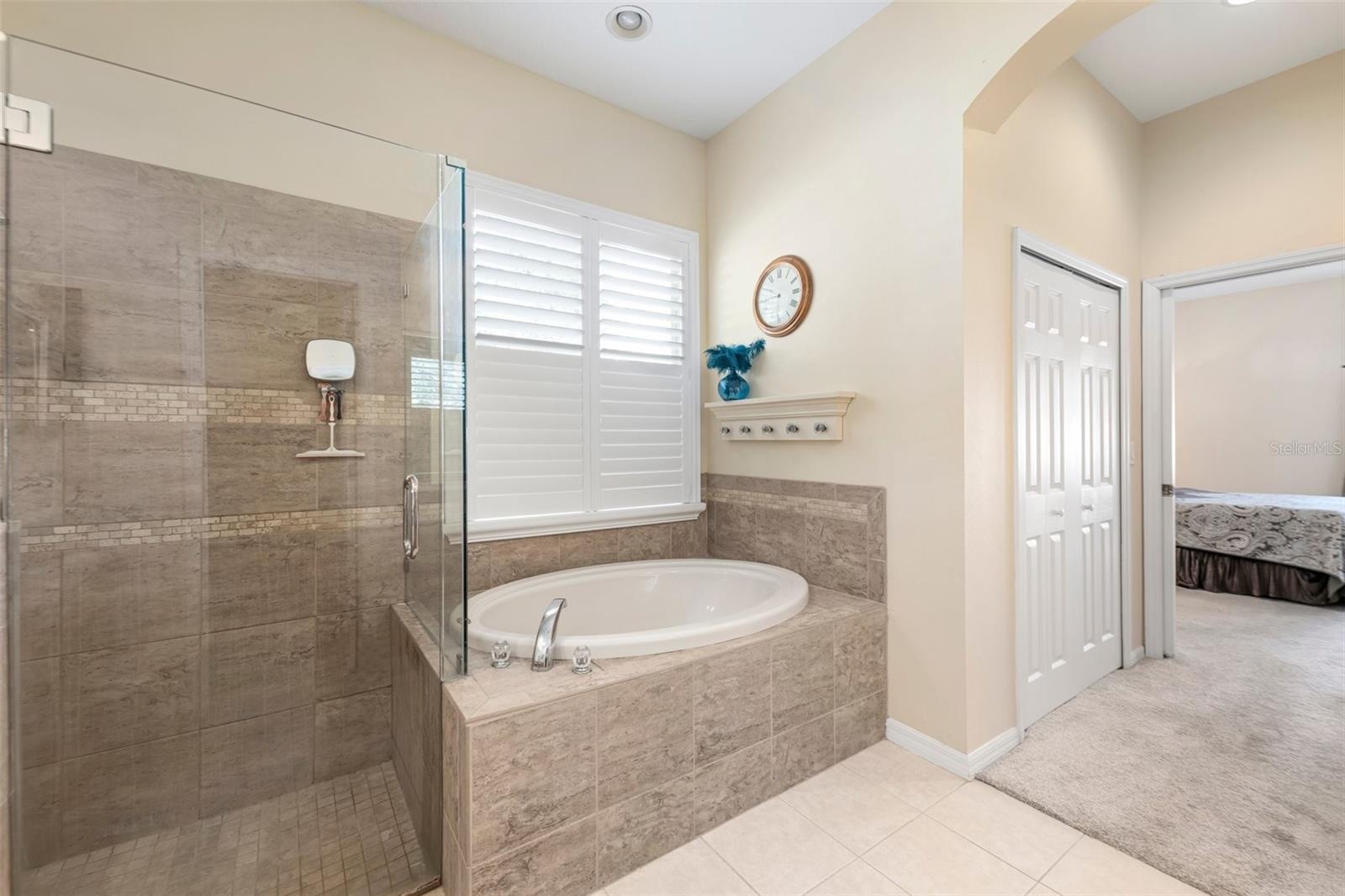 Image 31 of 52 For 2402 Blue Stone Court