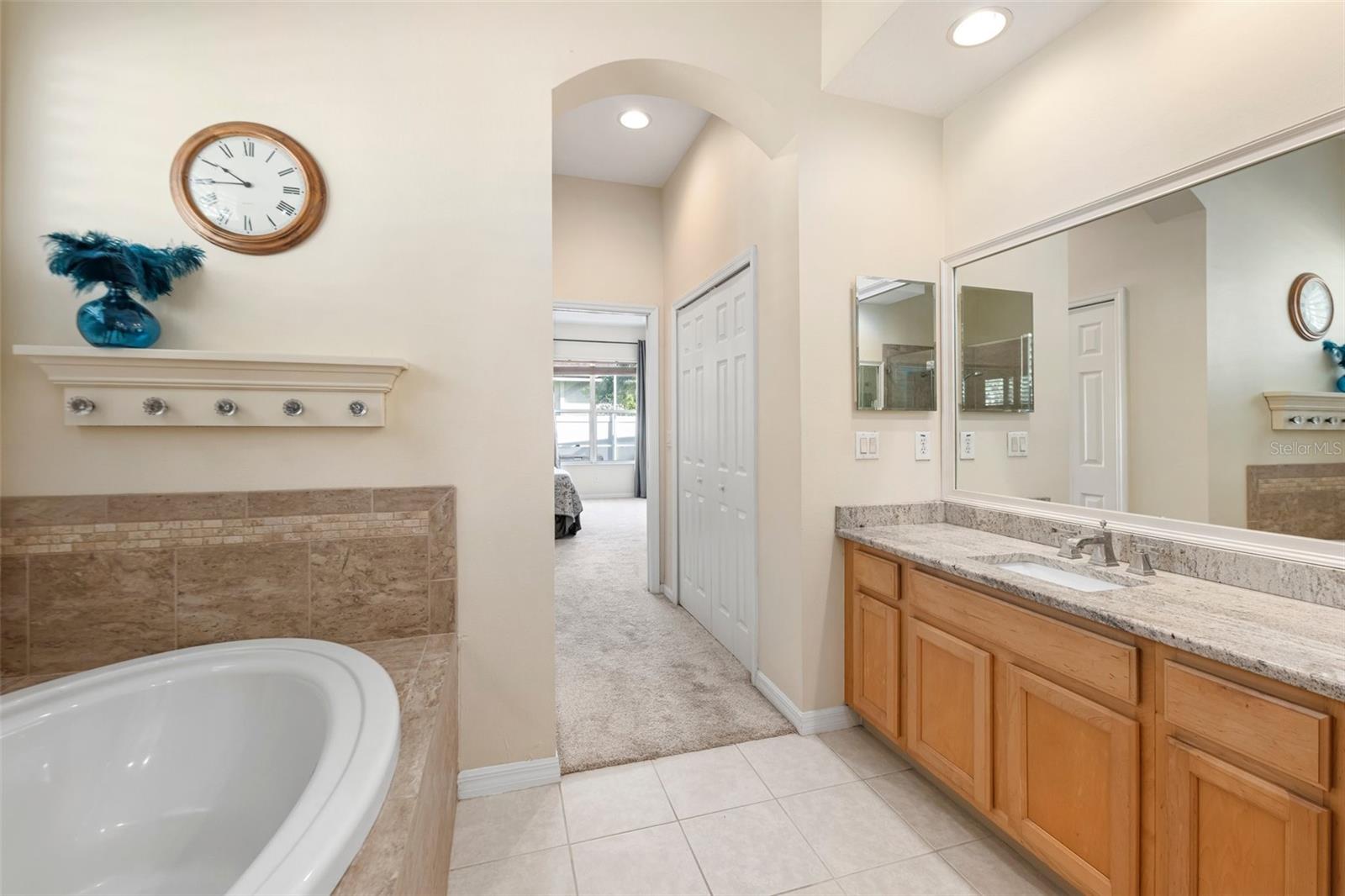 Image 33 of 52 For 2402 Blue Stone Court
