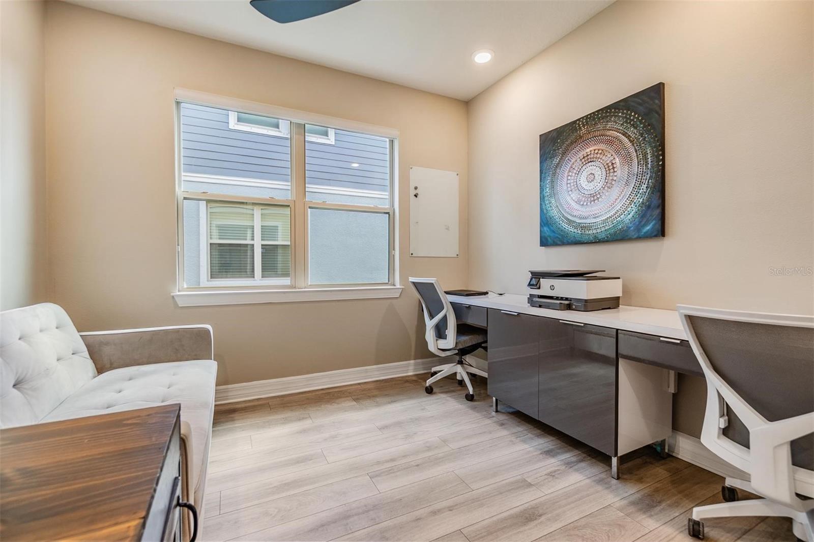 Listing photo id 14 for 3303 Monroe Meadows Drive