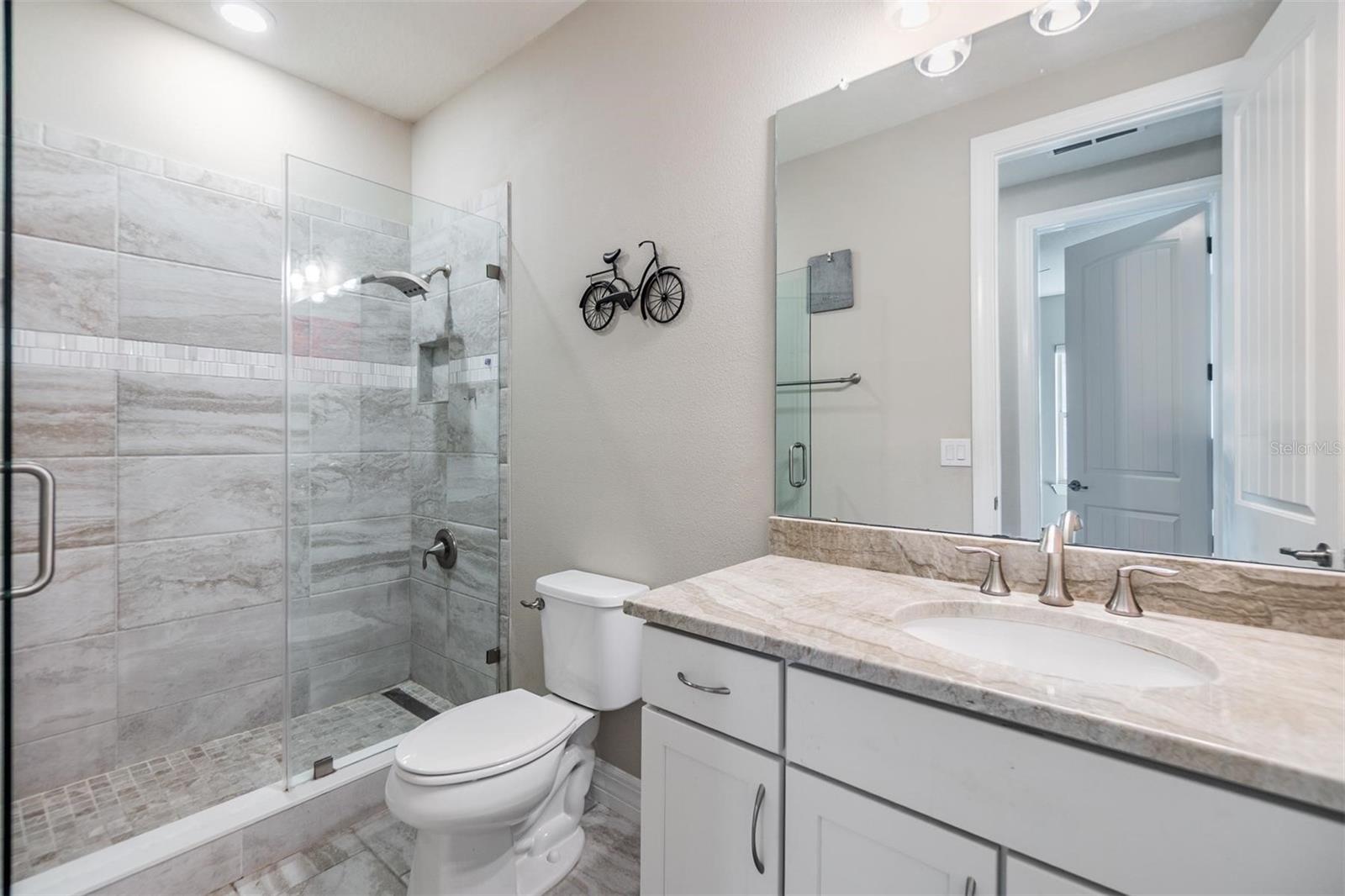 Listing photo id 28 for 3303 Monroe Meadows Drive