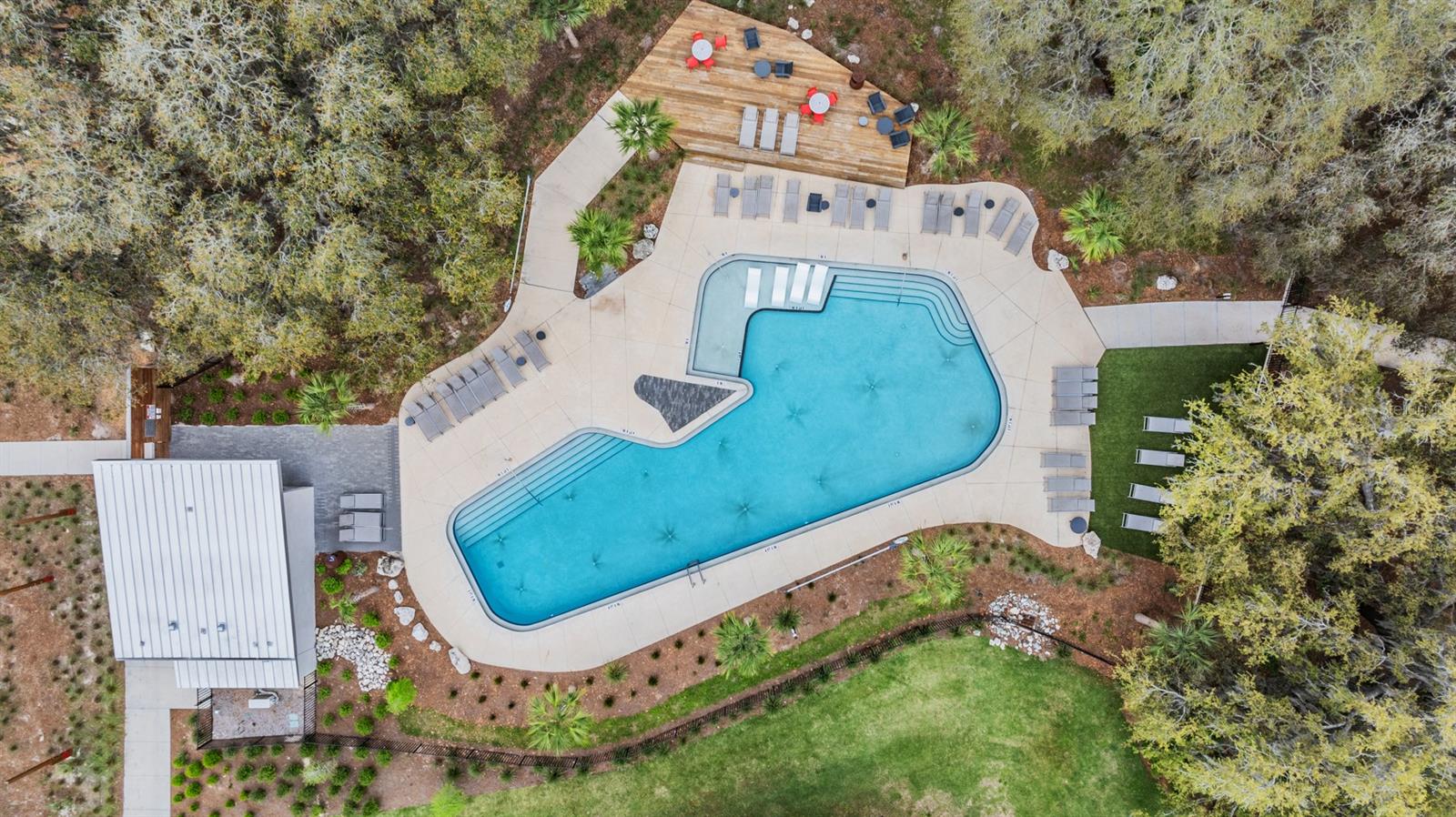 Listing photo id 47 for 3303 Monroe Meadows Drive