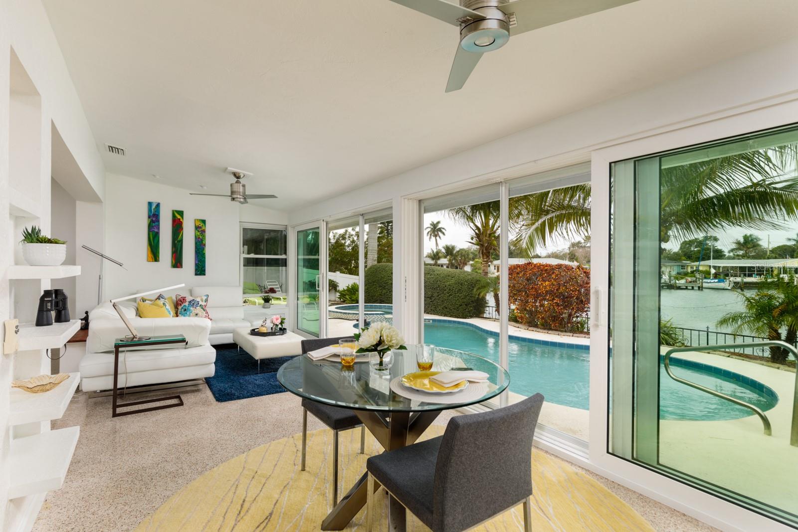 Listing photo id 9 for 2487 Bay Isle Drive Se