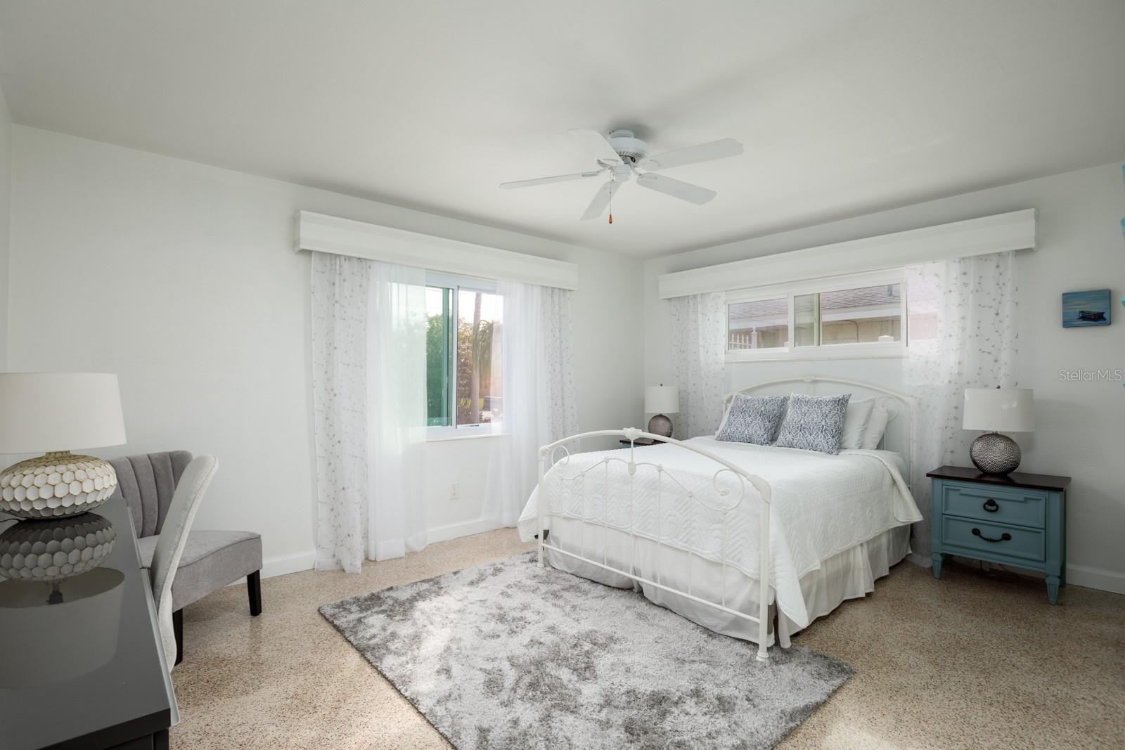 Listing photo id 27 for 2487 Bay Isle Drive Se