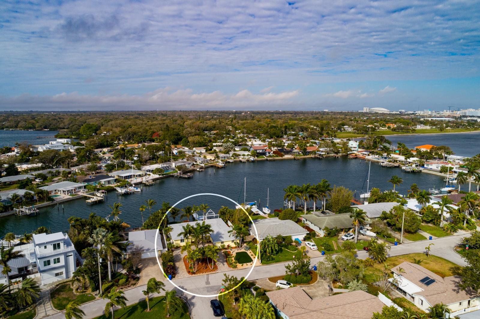 Listing photo id 51 for 2487 Bay Isle Drive Se