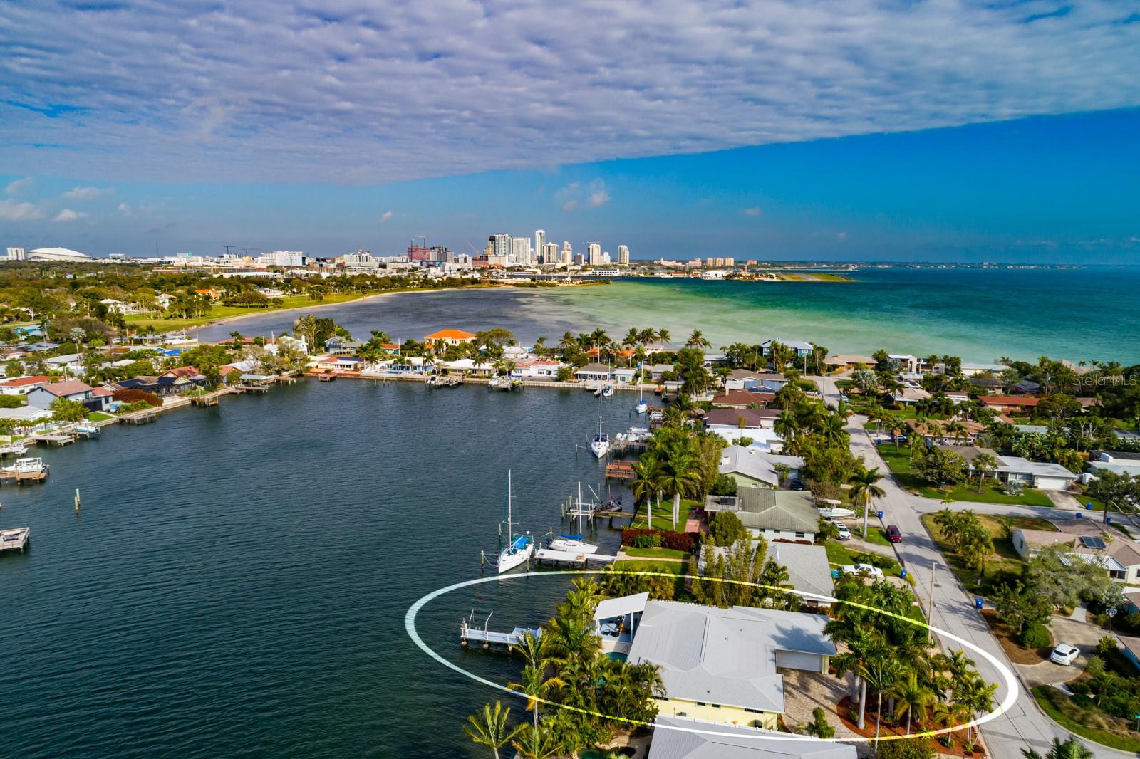 Listing photo id 52 for 2487 Bay Isle Drive Se