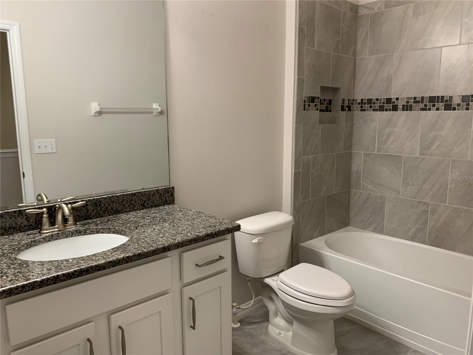 Image 13 of 22 For 7001 Interbay Boulevard 239