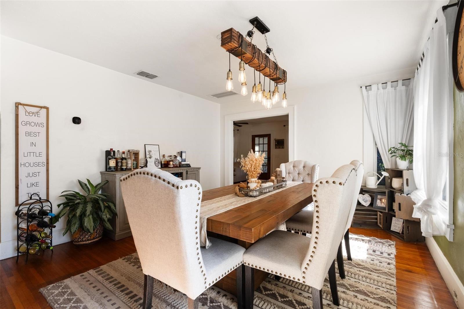 Image 13 of 43 For 4767 6th Avenue N