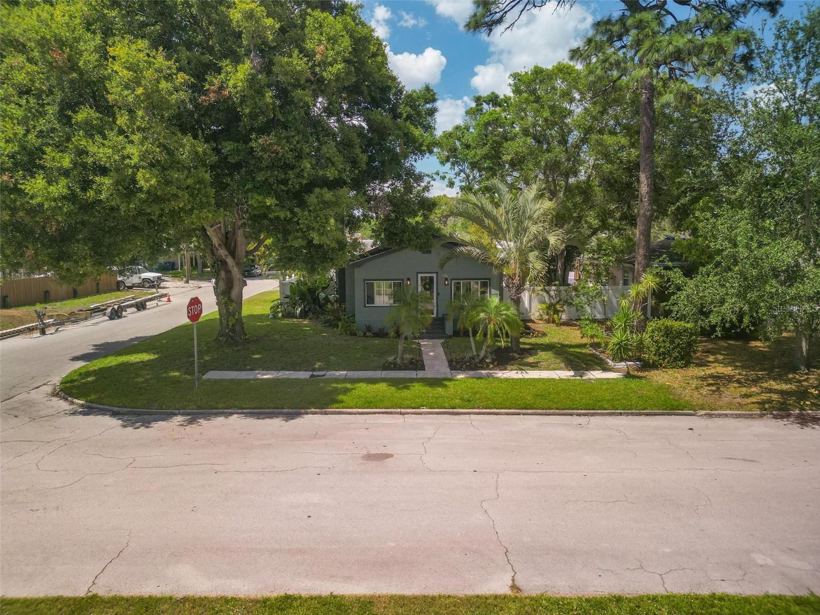 Image 37 of 43 For 4767 6th Avenue N