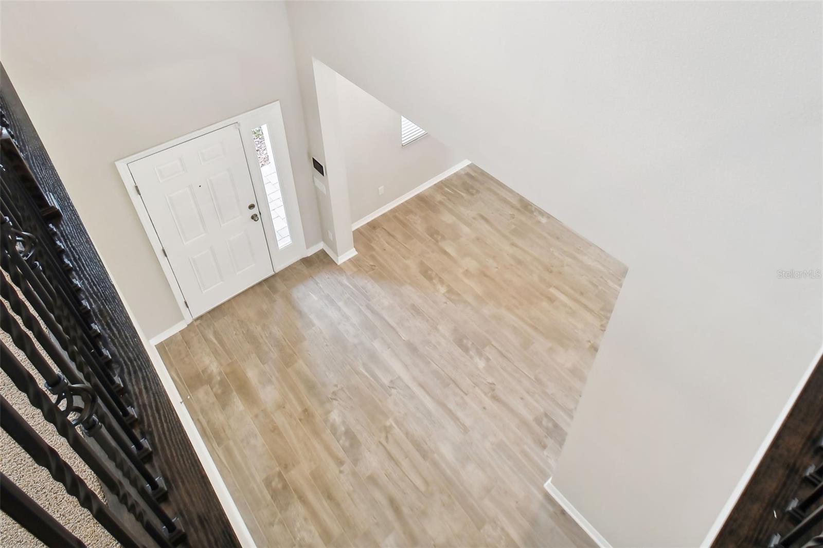 Image 32 of 76 For 38190 Shale Stone Court