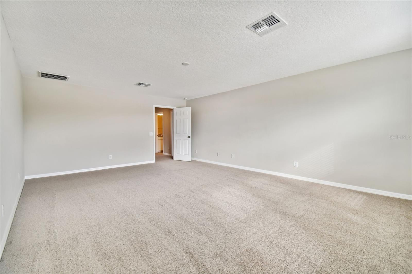 Image 37 of 76 For 38190 Shale Stone Court