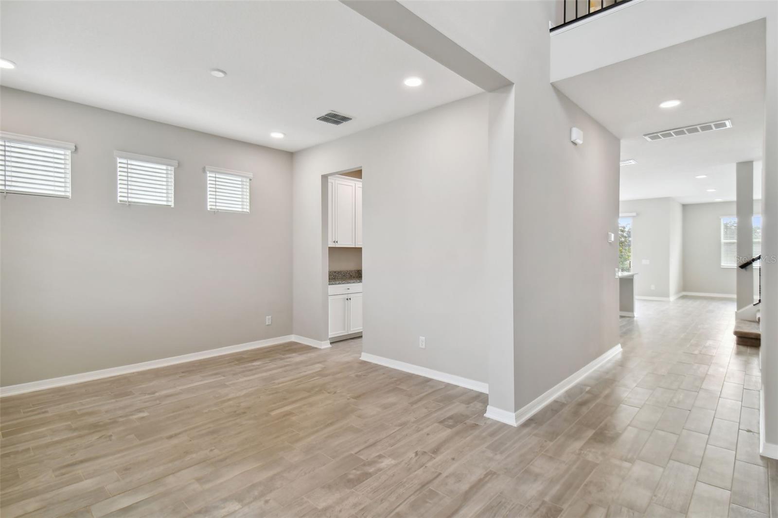Image 6 of 76 For 38190 Shale Stone Court