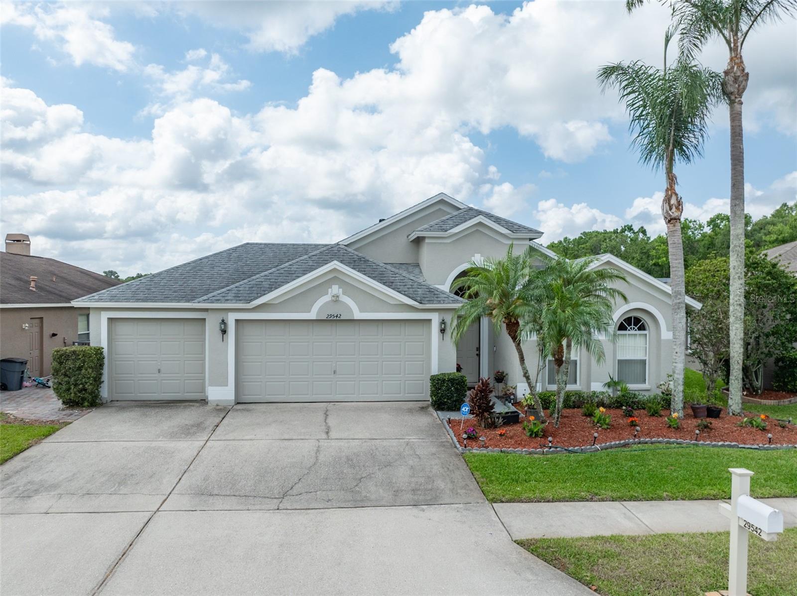 Details for 29542 Forest Glen Drive, WESLEY CHAPEL, FL 33543