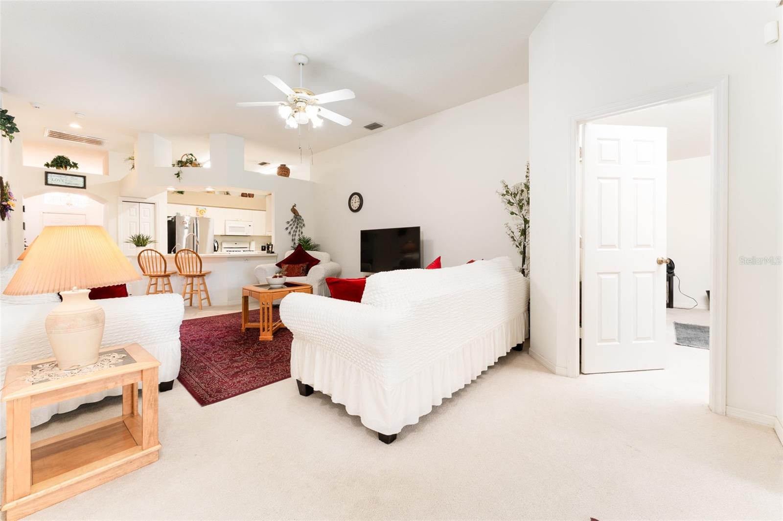 Image 14 of 52 For 29542 Forest Glen Drive