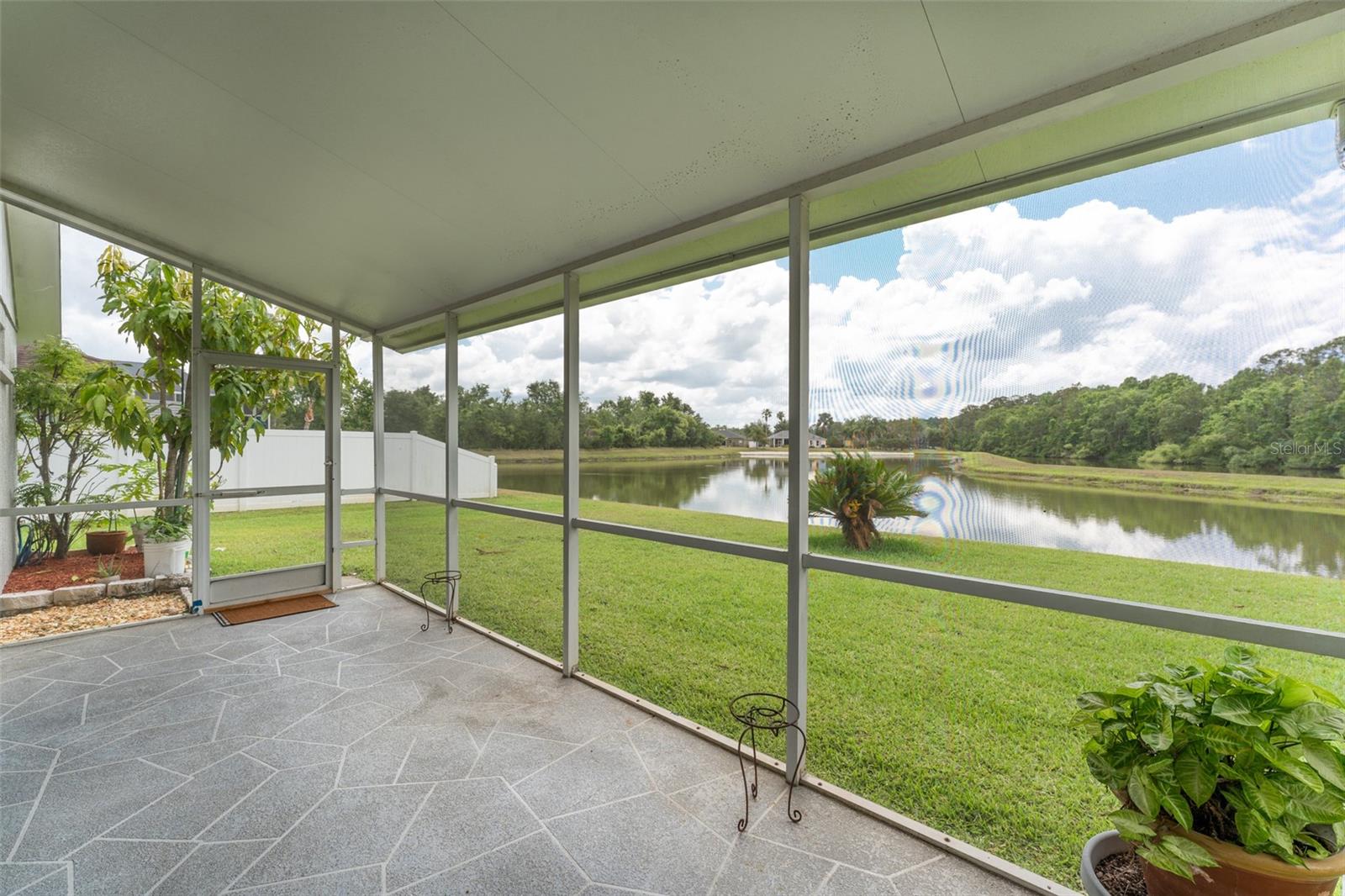 Image 31 of 52 For 29542 Forest Glen Drive