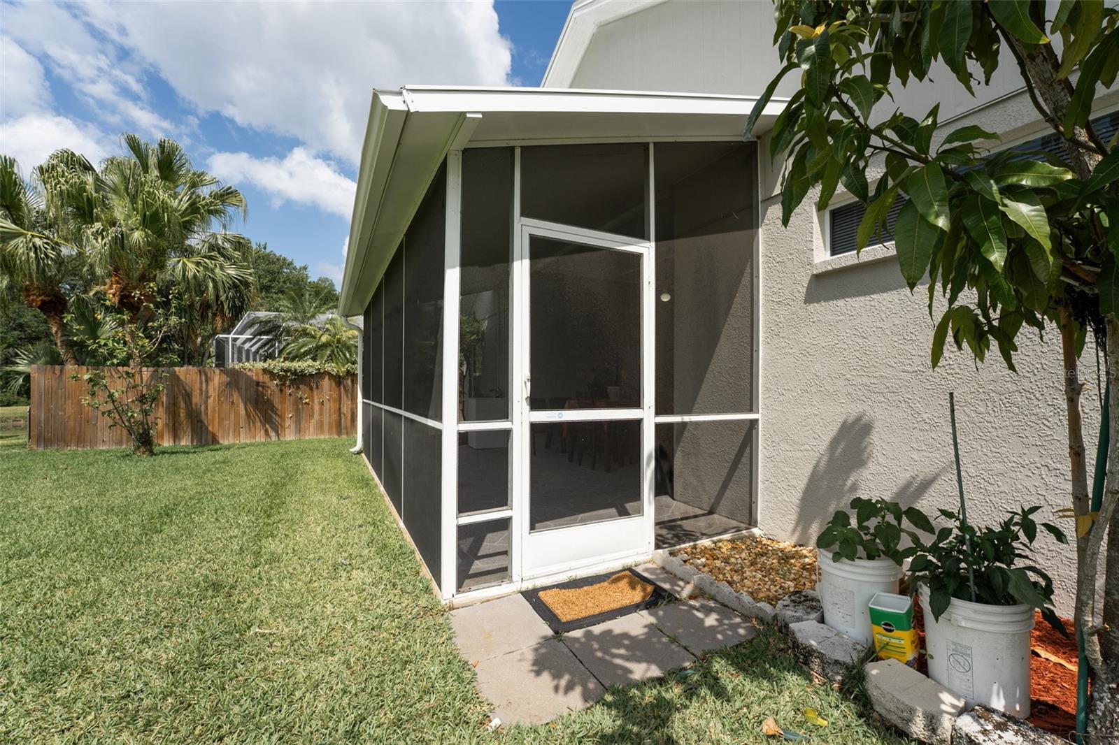 Image 41 of 52 For 29542 Forest Glen Drive