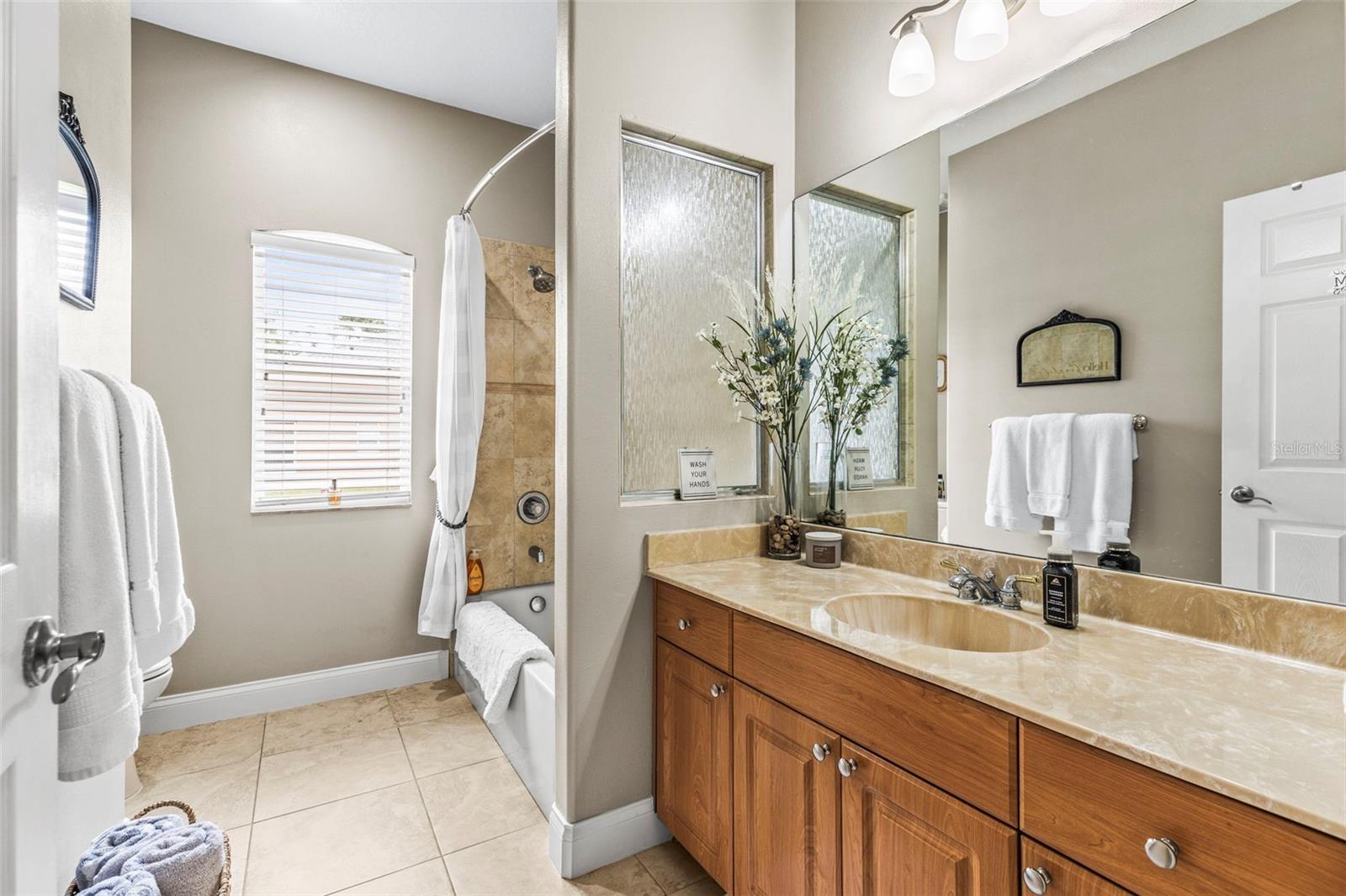 Image 38 of 57 For 4615 Cozzo Drive