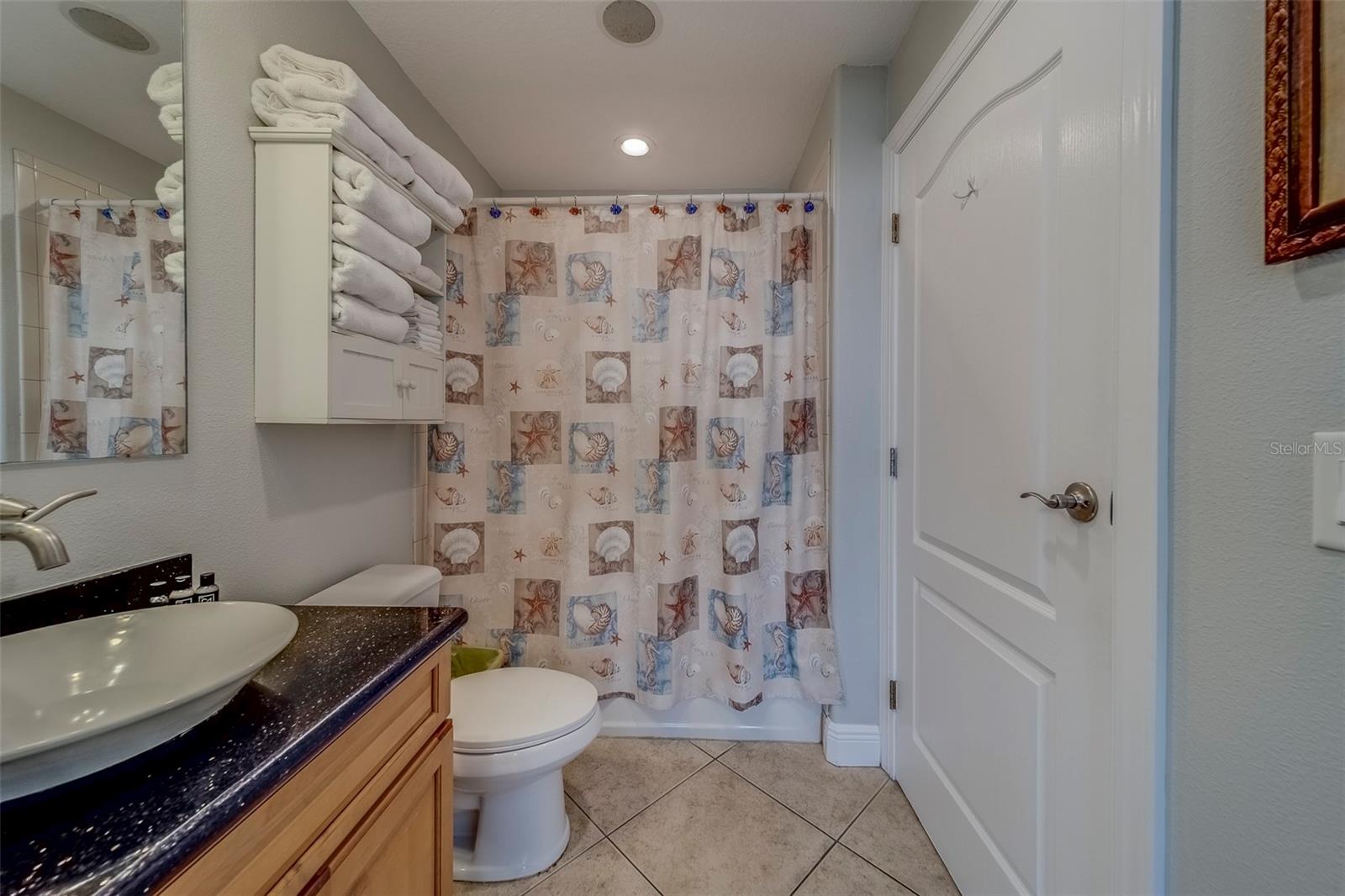 Image 15 of 75 For 620 Bayway Boulevard 1