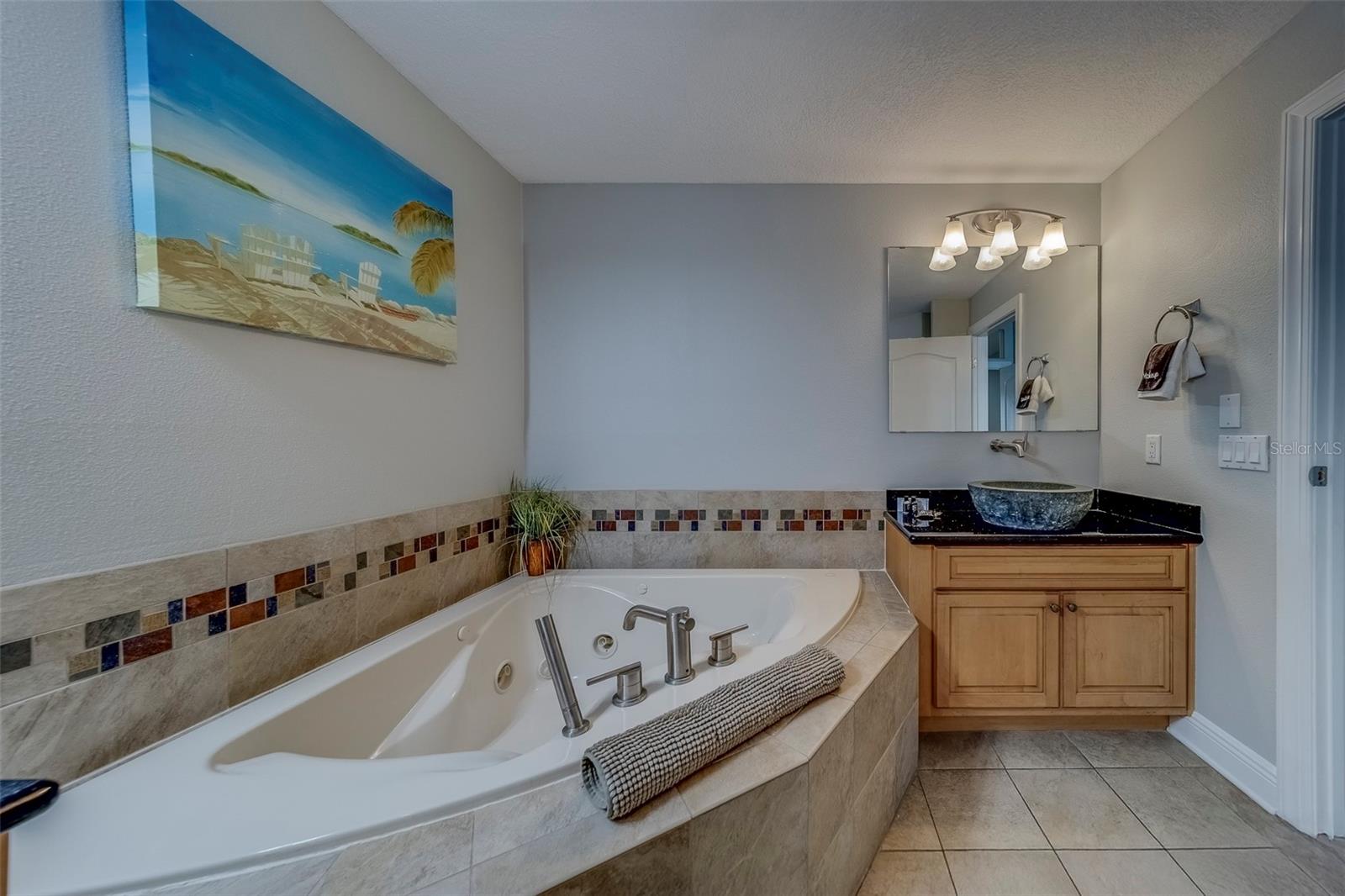 Image 30 of 75 For 620 Bayway Boulevard 1