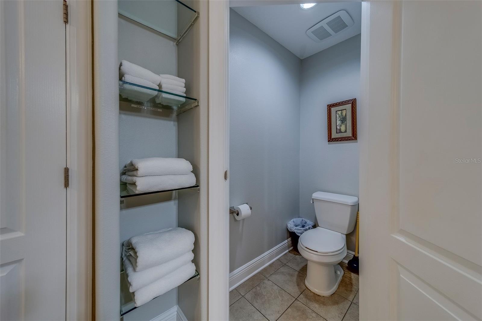 Image 31 of 75 For 620 Bayway Boulevard 1