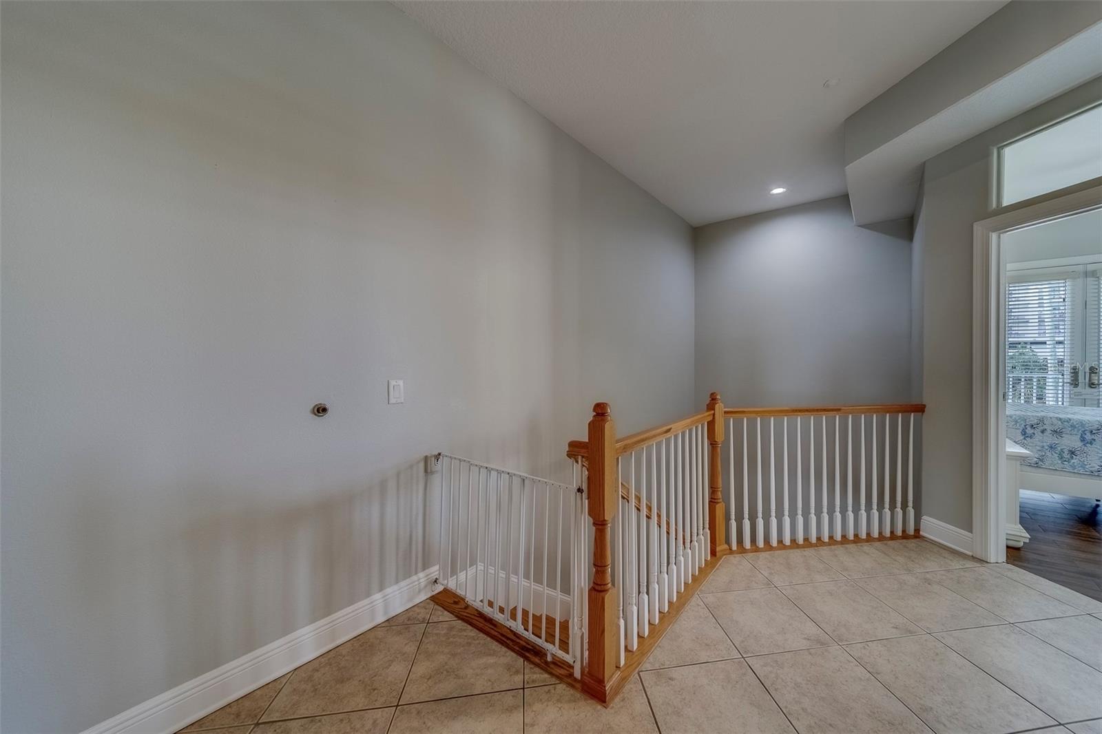 Image 32 of 75 For 620 Bayway Boulevard 1