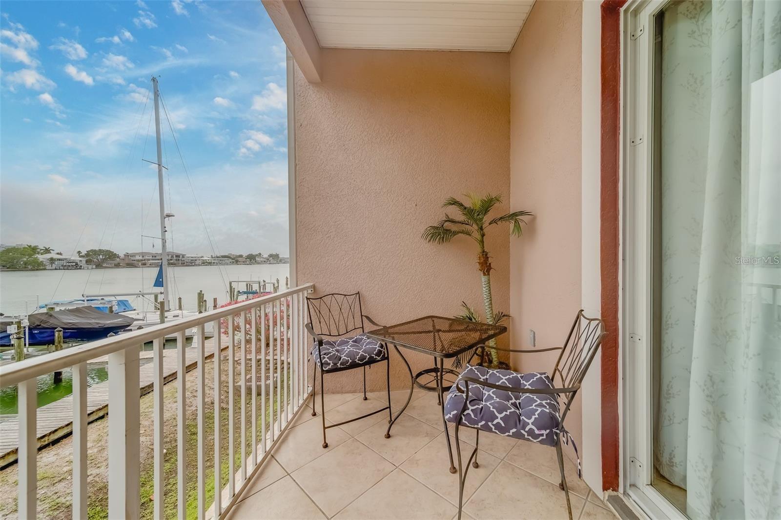 Image 48 of 75 For 620 Bayway Boulevard 1