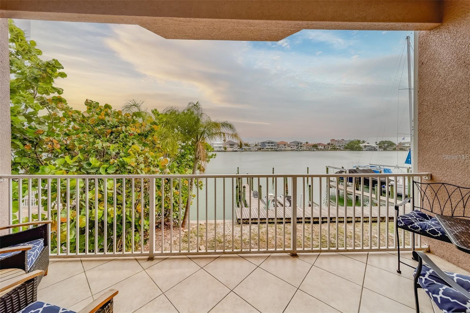 Image 49 of 75 For 620 Bayway Boulevard 1