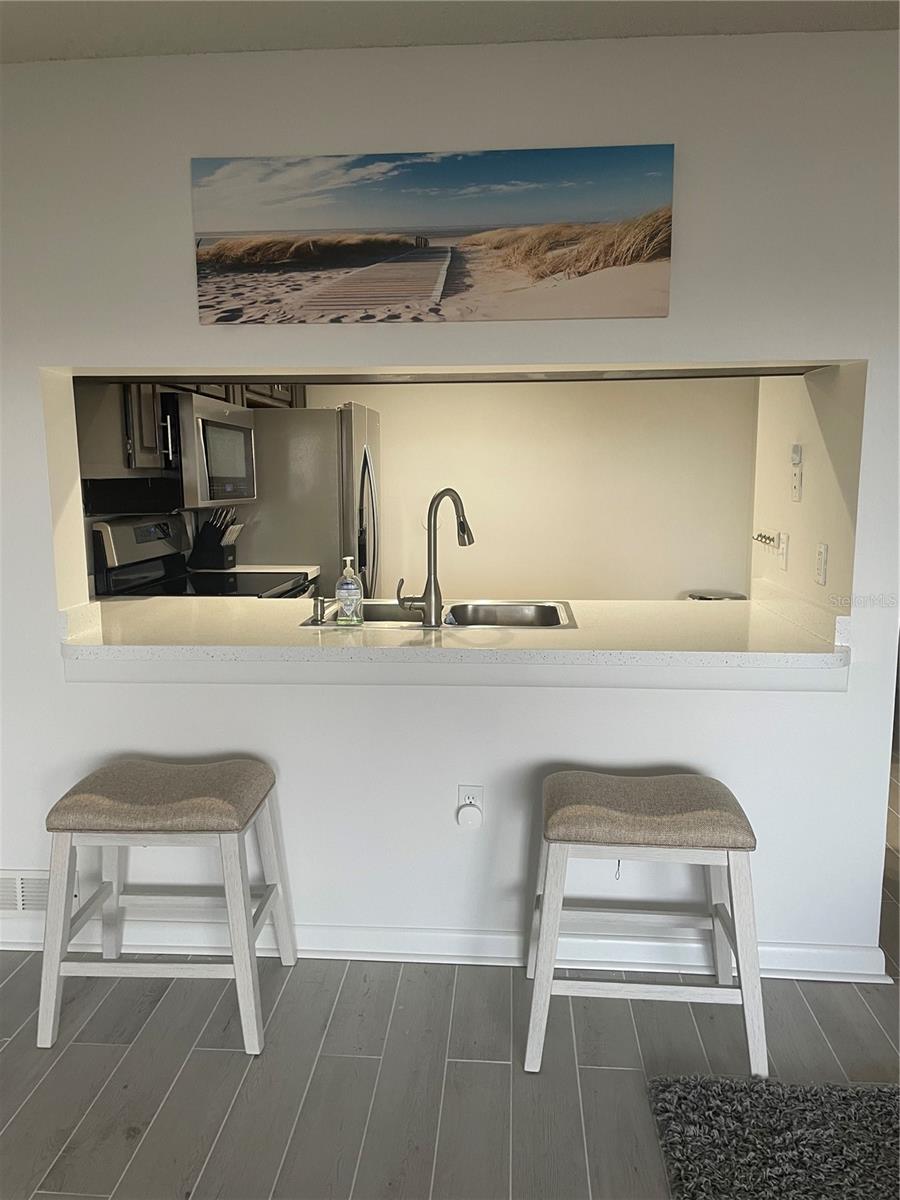 Image 3 of 18 For 106 1st Street E 306