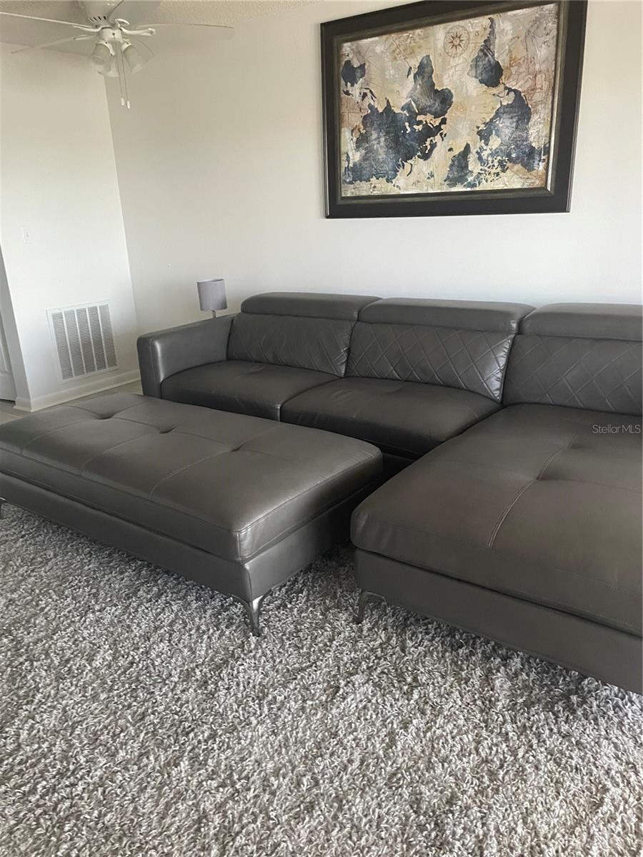 Image 5 of 18 For 106 1st Street E 306